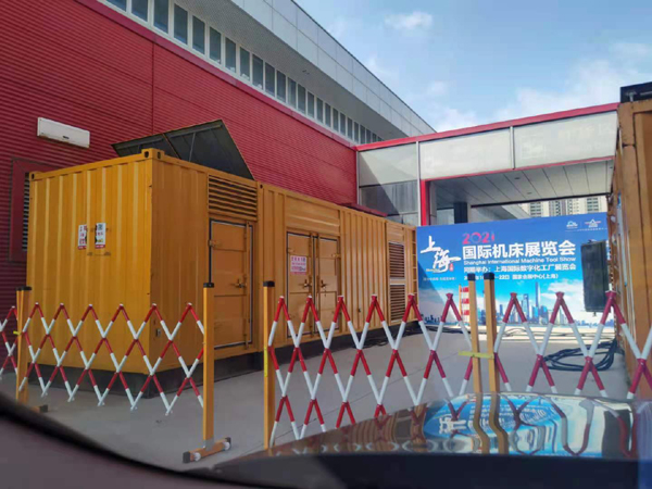 盈江发电车出租-发电机无电压或电压太低怎么办？